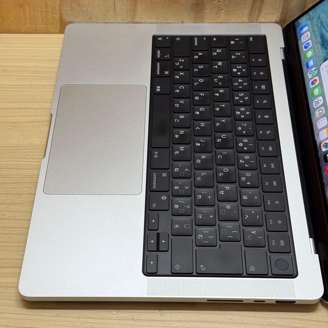 MacbookPro M1 Pro 2021 32GB SSD1TB充放電84回