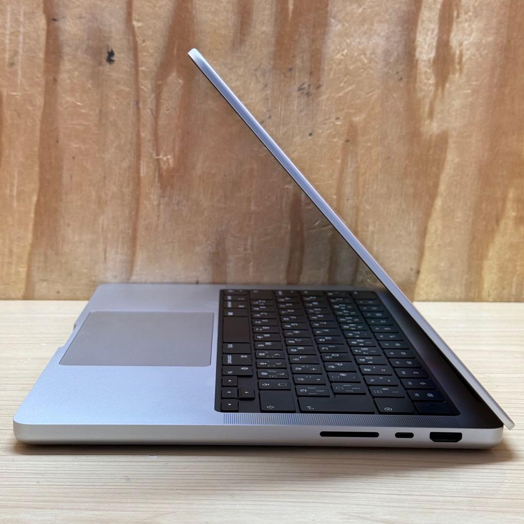 MacbookPro M1 Pro 2021 32GB SSD1TB充放電84回