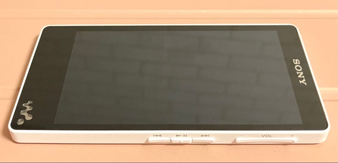 【超美品】SONY ウォークマン　NW-F885 16GB しろ　5037