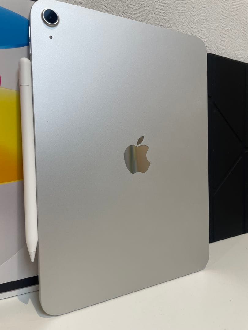 【美品】Apple iPad シルバー + Apple Pencil + ケース