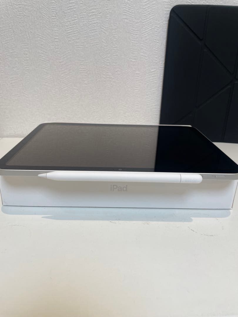 【美品】Apple iPad シルバー + Apple Pencil + ケース