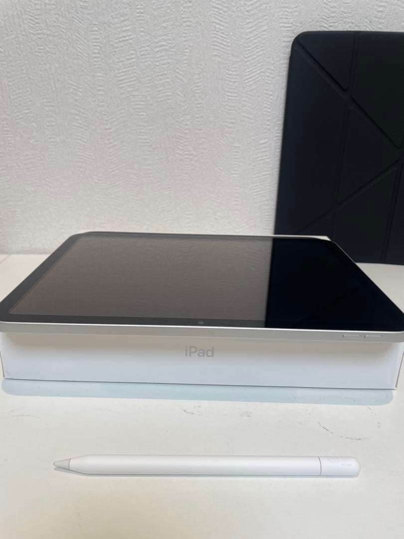 【美品】Apple iPad シルバー + Apple Pencil + ケース
