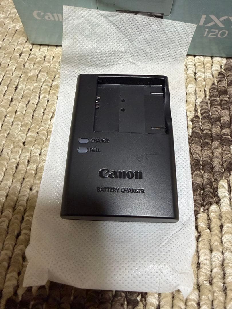 【極美品・完動品】Canon IXY 120 デジカメ　黒