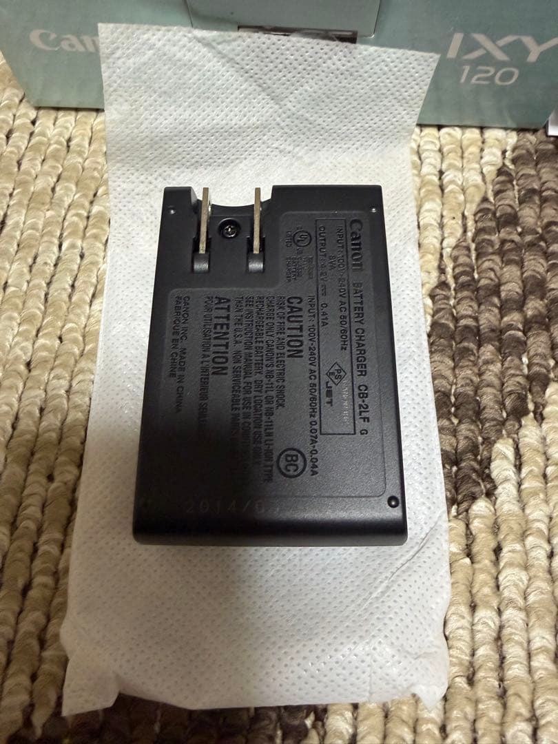 【極美品・完動品】Canon IXY 120 デジカメ　黒