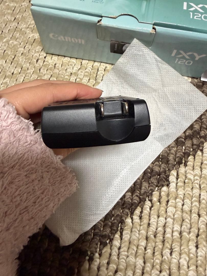 【極美品・完動品】Canon IXY 120 デジカメ　黒