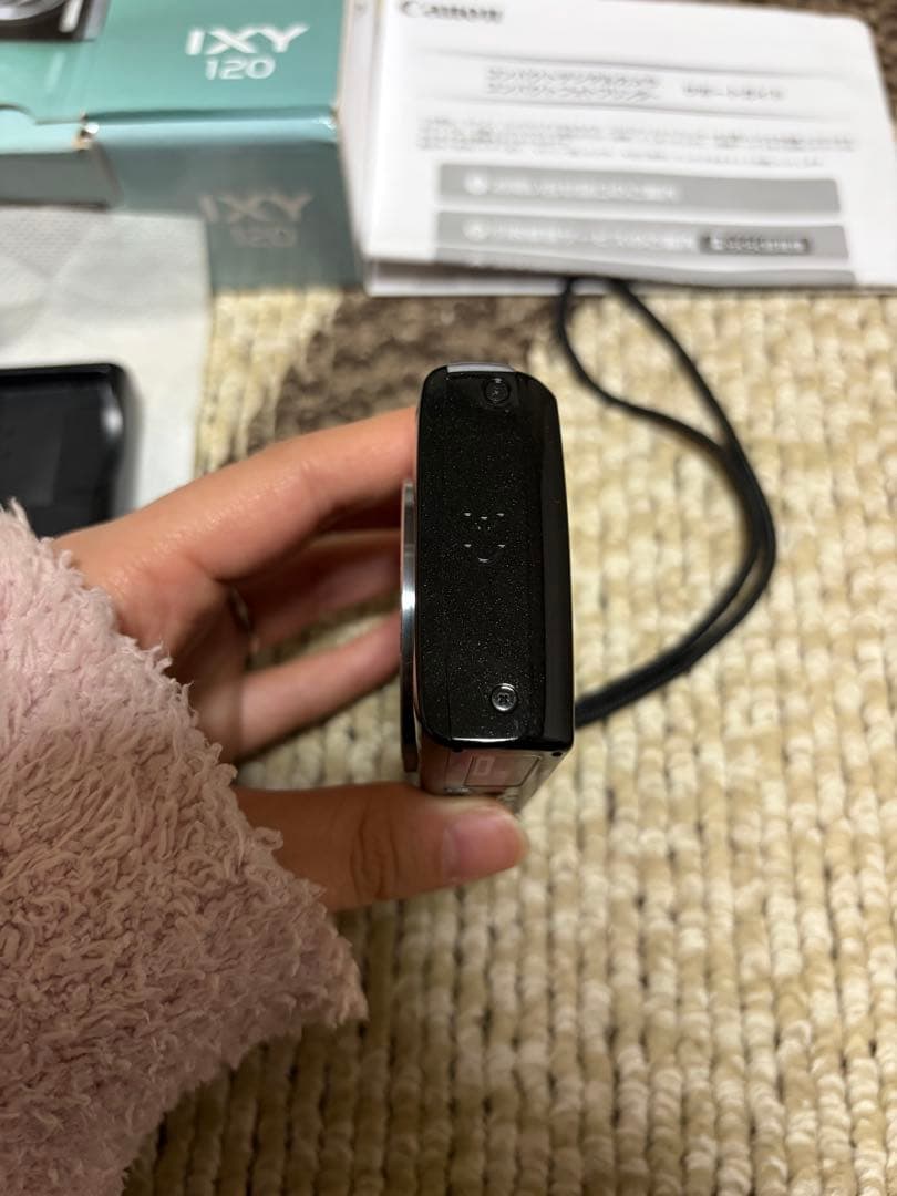 【極美品・完動品】Canon IXY 120 デジカメ　黒