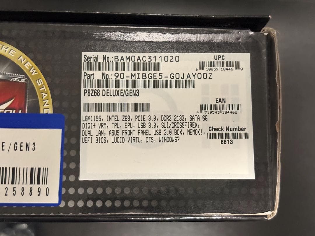 マザーボード ASUS P8Z68 DELUXE/GEN3 LGA1155 Intel Z68