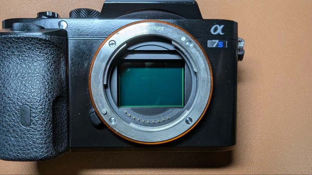 SONY α7S ILCE-7Sミラーレス一眼カメラ 本体と付属品