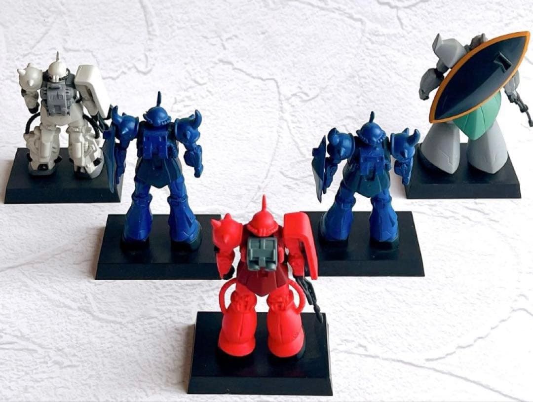 ガンダム フィギュア 20体セット 台座付 10cm前後Gundam