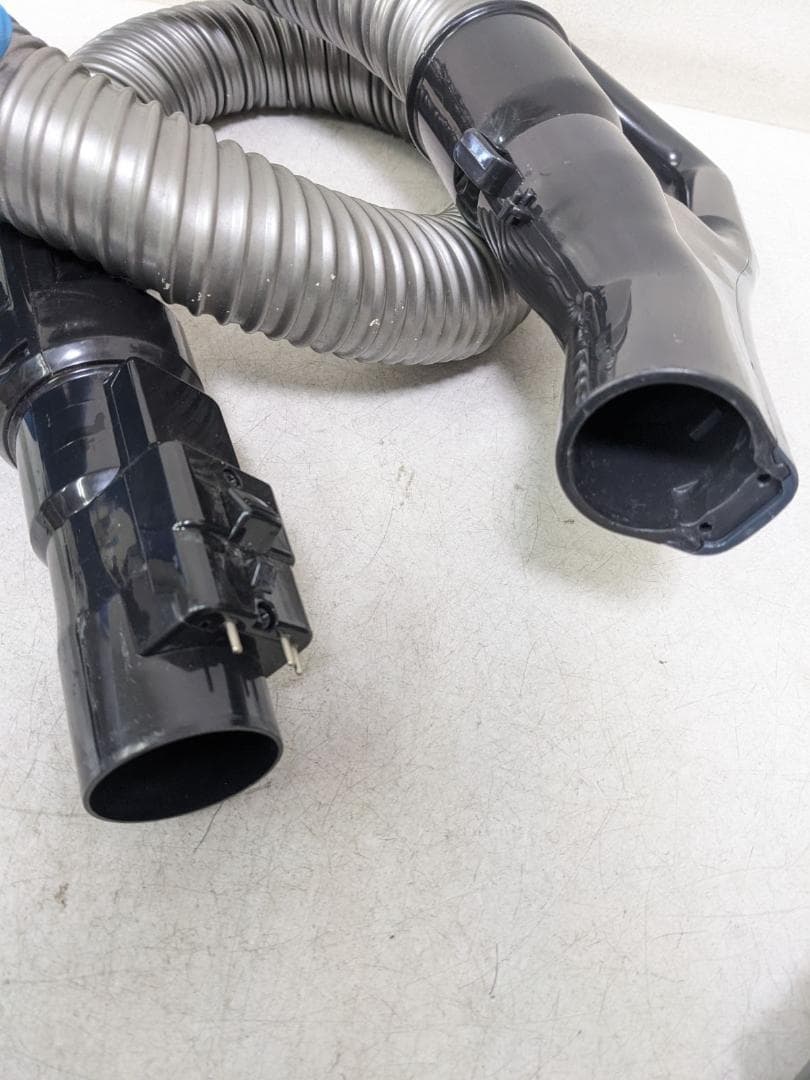 TOSHIBA VC-J2000-N サイクロン式掃除機 2012年製