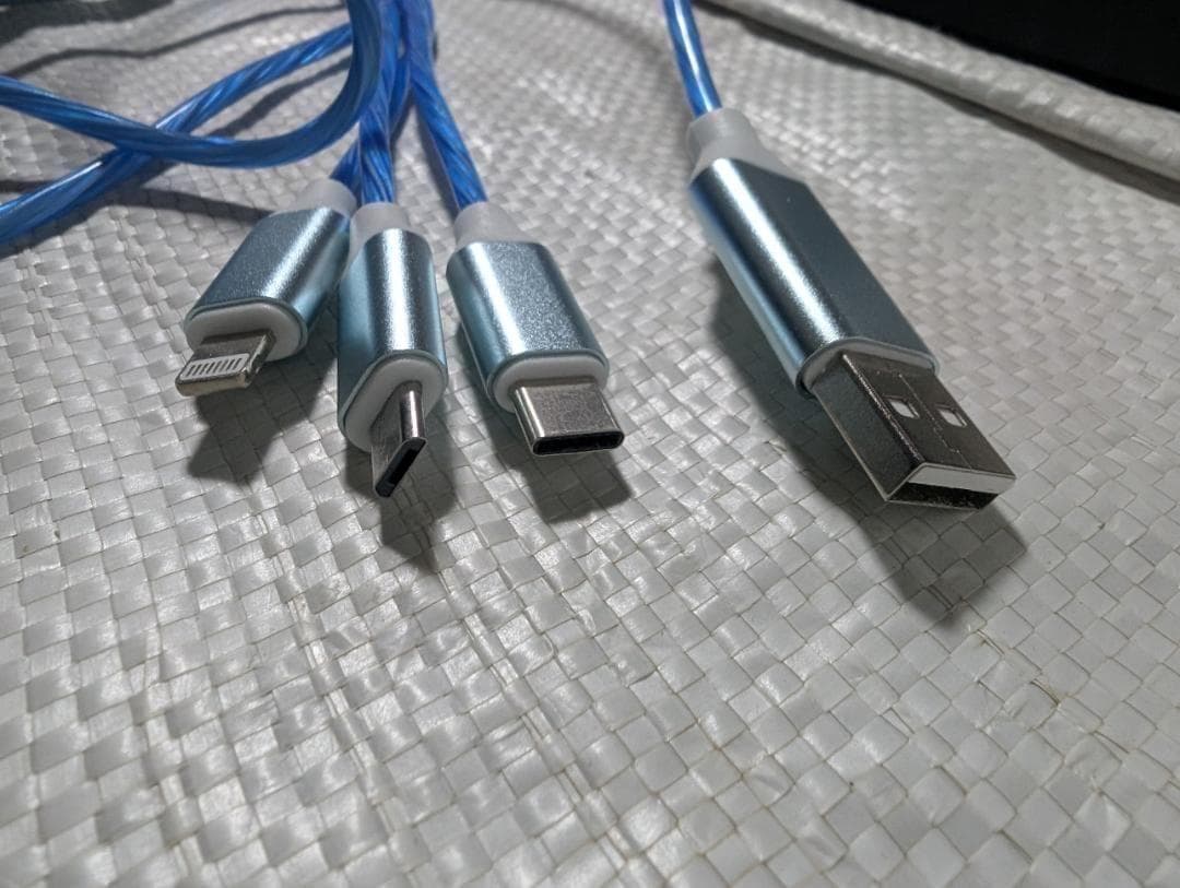 アバター ファイヤー・アンド・アッシュ LEDチャージケーブル USB　タイプC