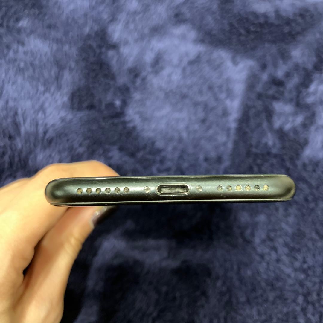 iPhone SE 第2世代　本体のみ