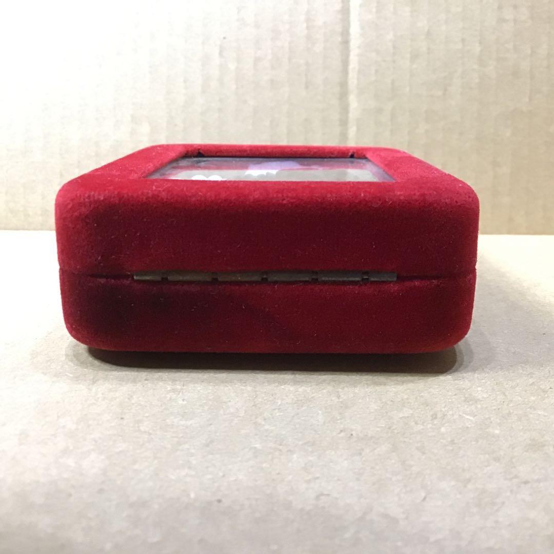 翡翠の彫刻ネックレス