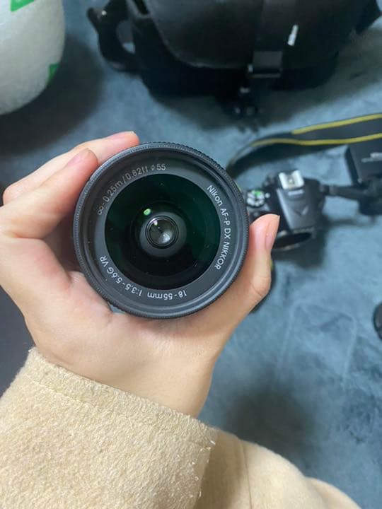 nikon D5600 レンズ2個バック 充電器付き