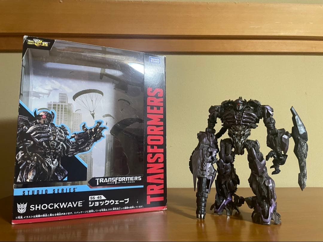 ショックウェーブ　スタジオシリーズ