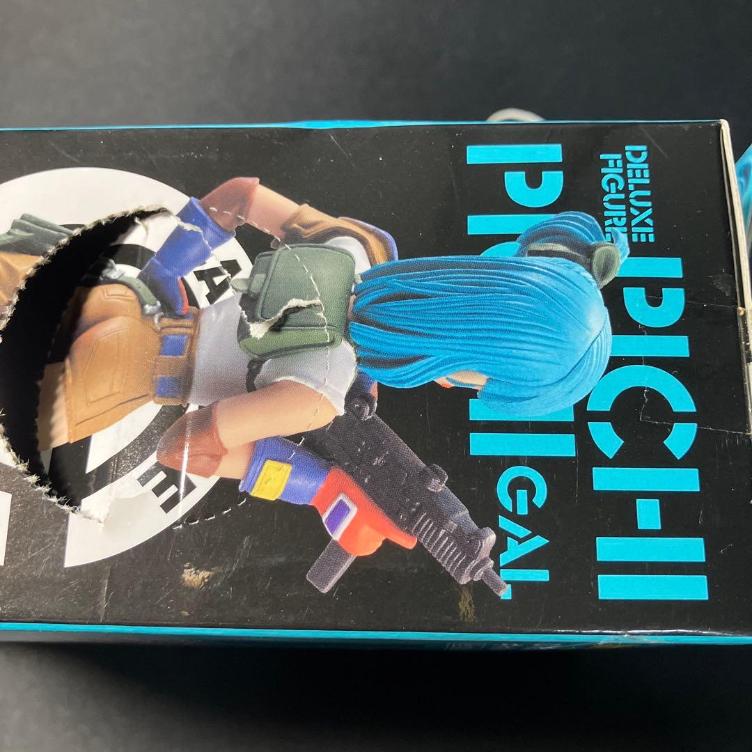 未開封品　ドラゴンボール DX組立式ぴちぴちギャルフィギュア2 ブルマ
