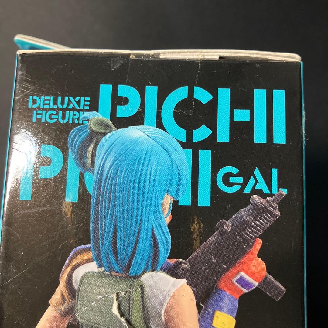 未開封品　ドラゴンボール DX組立式ぴちぴちギャルフィギュア2 ブルマ