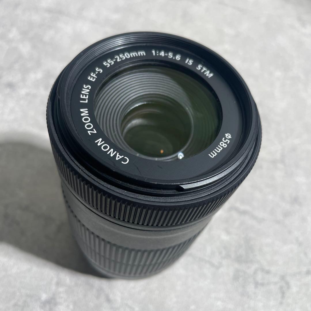 Canon eoskissX9i ダブルズームキット　展示、ほぼ新品