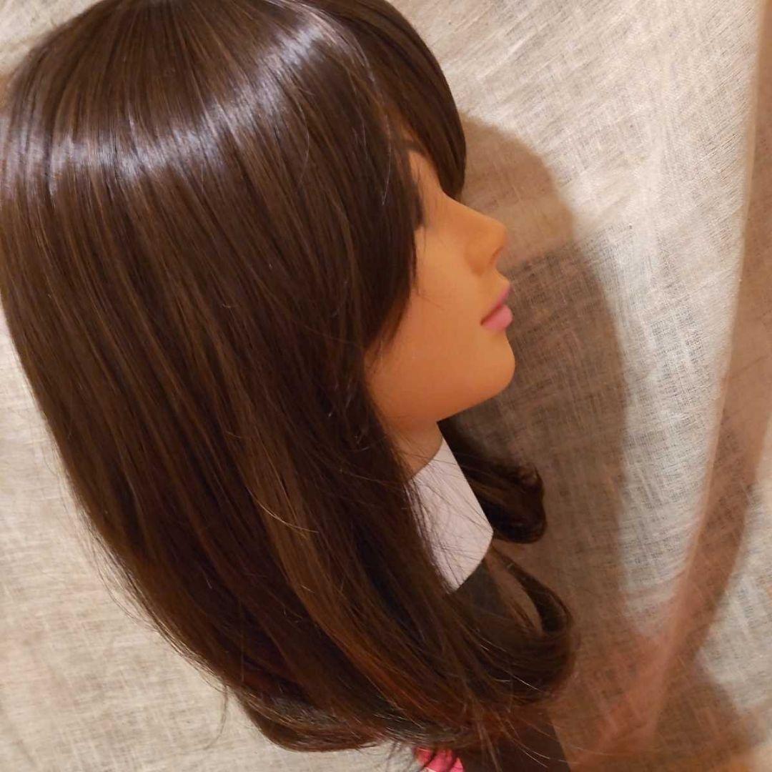女性マネキン付き　ヘッド　+新品 ミディアムウィッグ付きレディードール人形