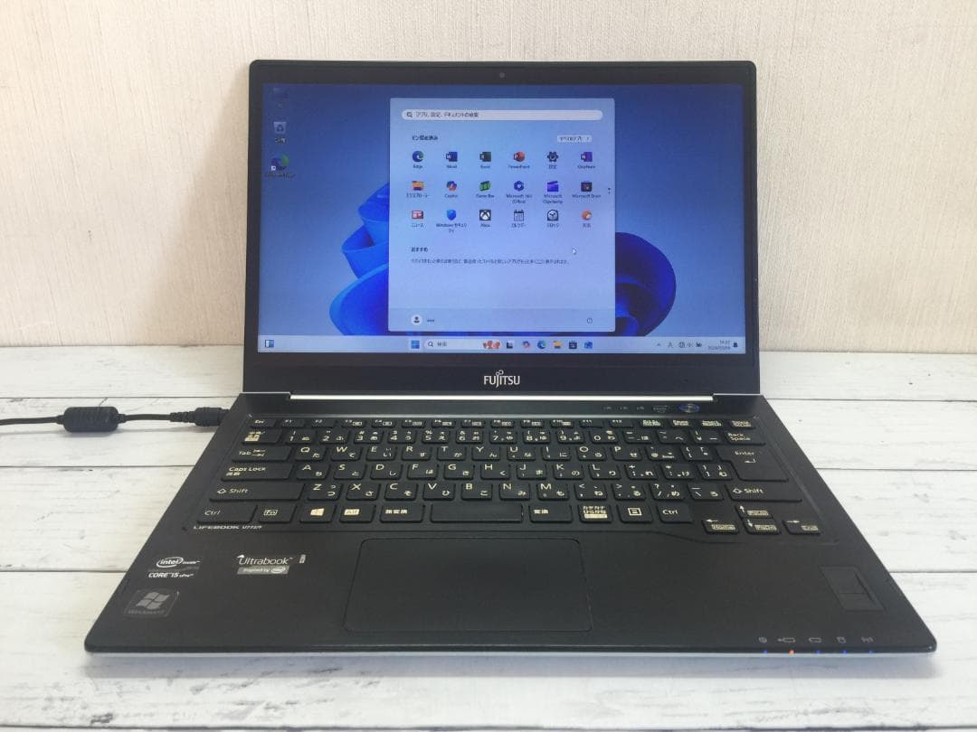 富士通 LIFEBOOK U772/F 14型/9mm/Office/Win11