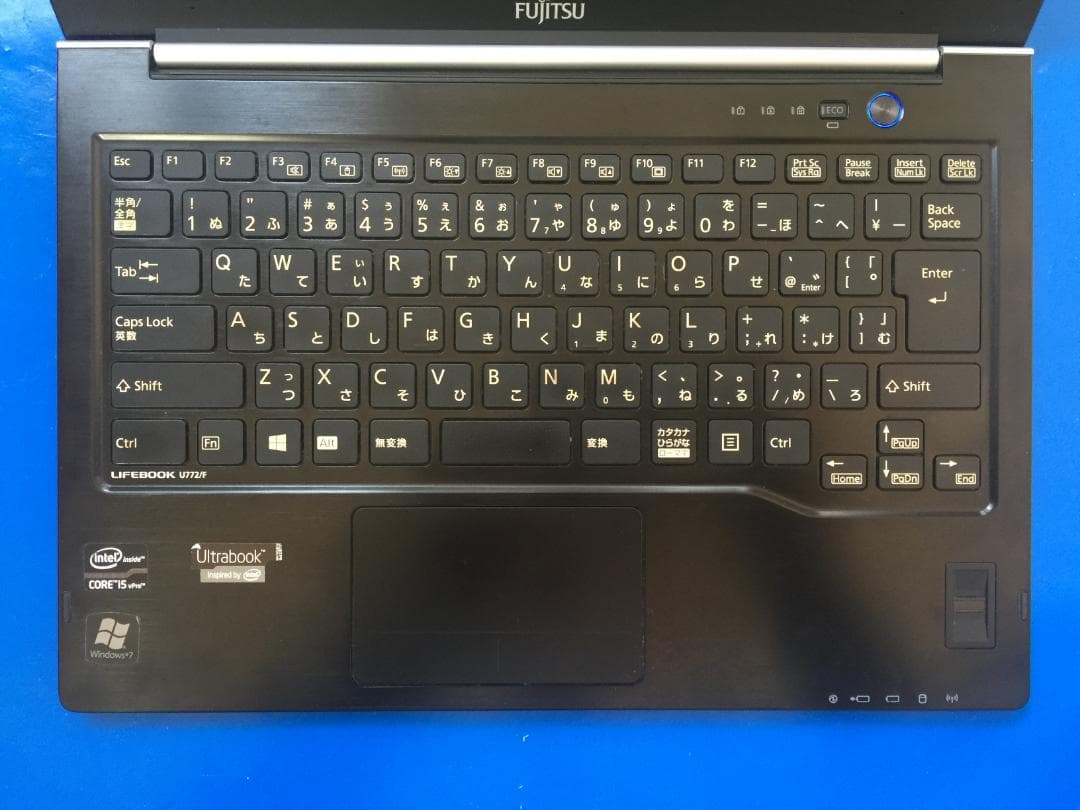 富士通 LIFEBOOK U772/F 14型/9mm/Office/Win11