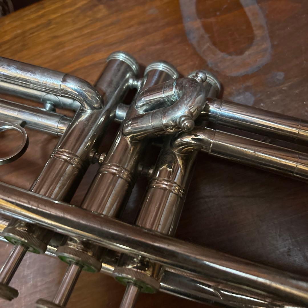 シルバー仕上げトランペット