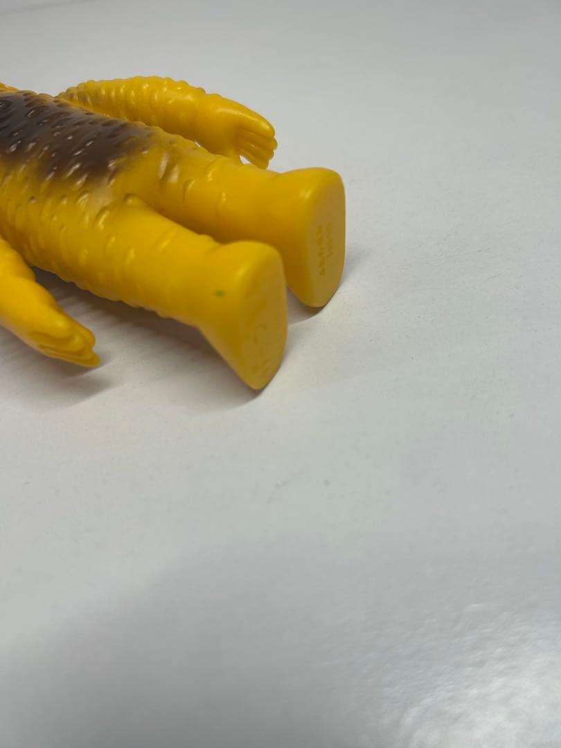 ぶたのはな ソフト焼き玩具 怪獣シリーズ ザラブ星人　 1期　黄色成型