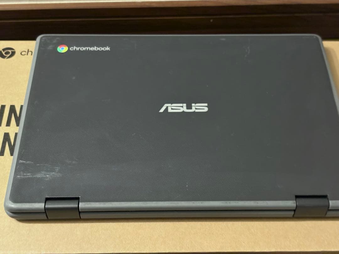 ASUS Chromebook 11.6インチ CR1100FKA-BP0003