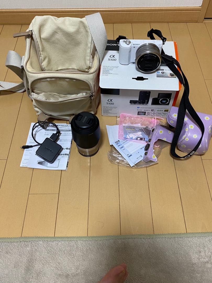 Sony α5100 ミラーレス一眼 カメラセット　ダブルレンズキット