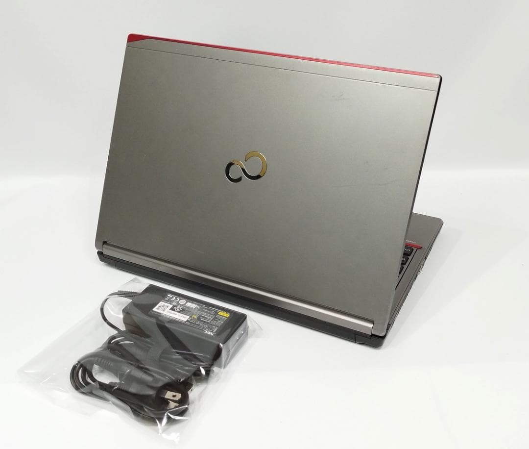 n t122新品SSD256GB E736/Pメモリ8GB I3 DVD