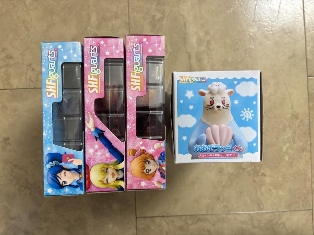 アイカツ！ S.H.Figuartsフィギュア３種 カード2枚付き＋CD