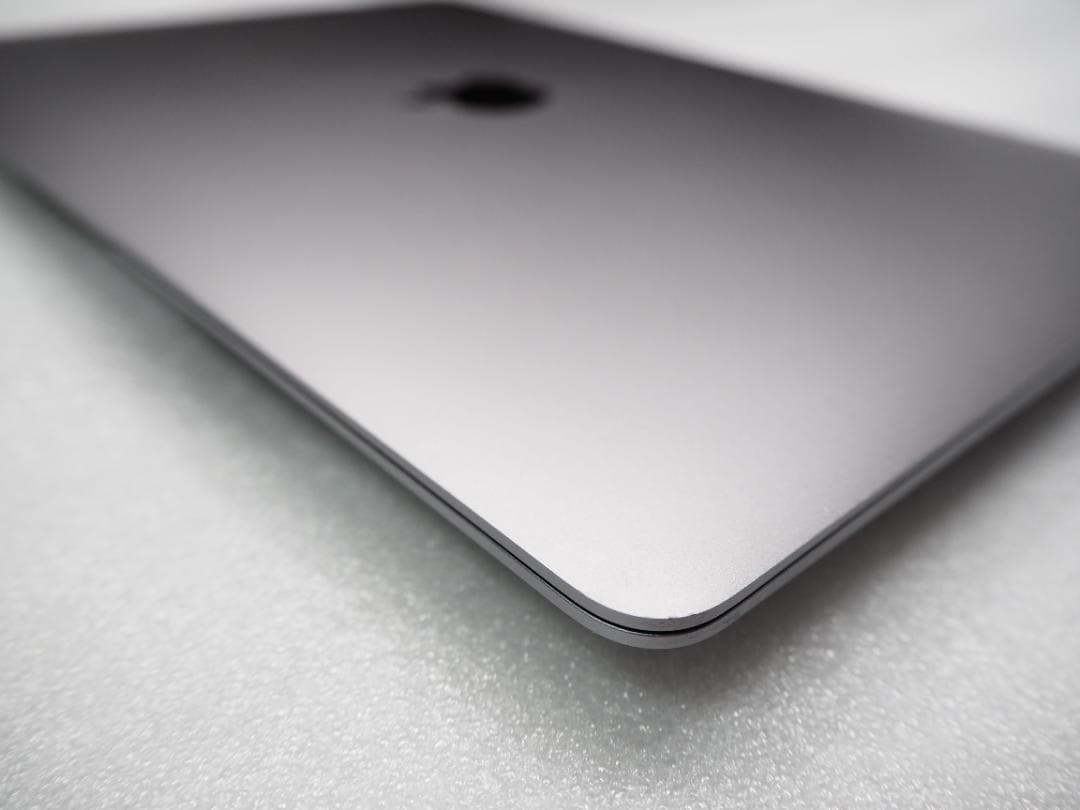 Apple MacBook Air 13インチ 2020