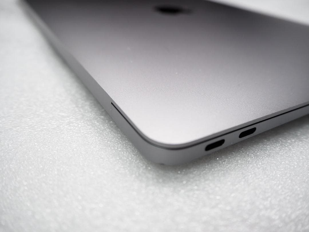 Apple MacBook Air 13インチ 2020