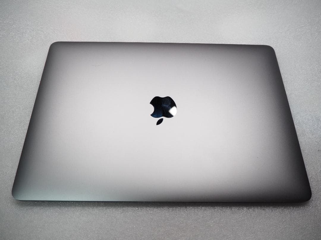 Apple MacBook Air 13インチ 2020