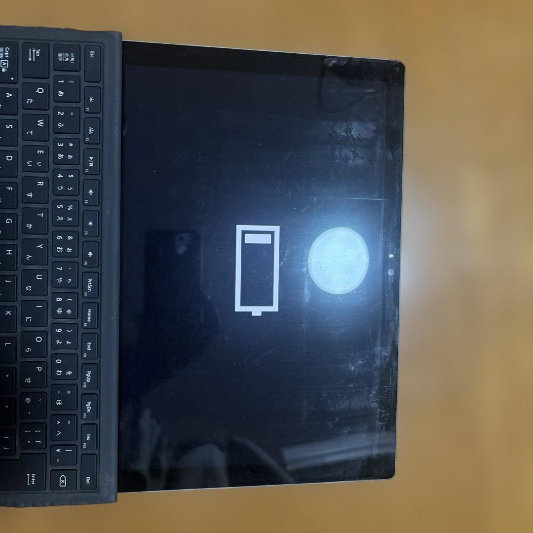 [初期化済み]Surface 充電器付き！