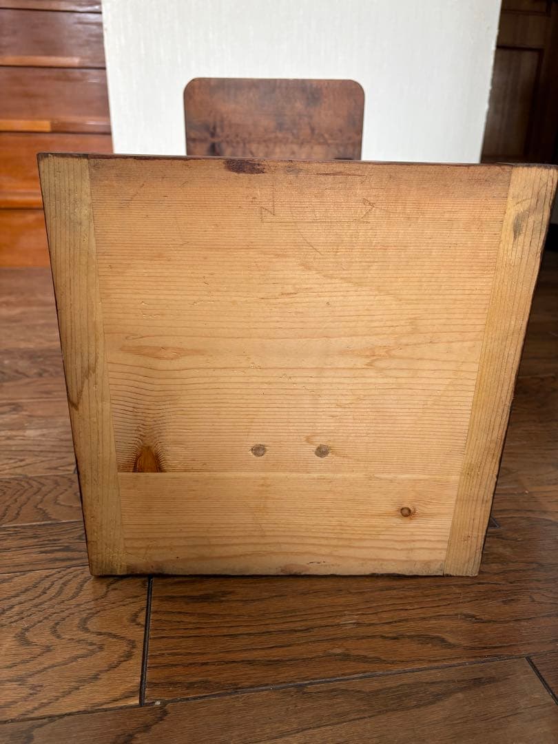 アンティーク調ウサギ型木製スタンド