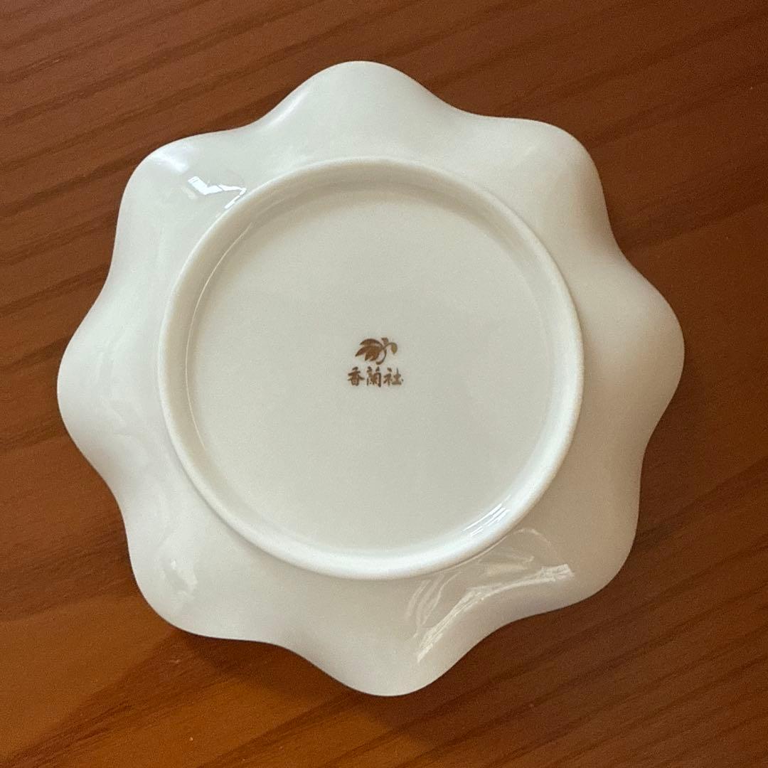 香蘭社 ローズシャワー 食器セット 大皿１枚＋銘々皿５枚 薔薇 金縁 フリル