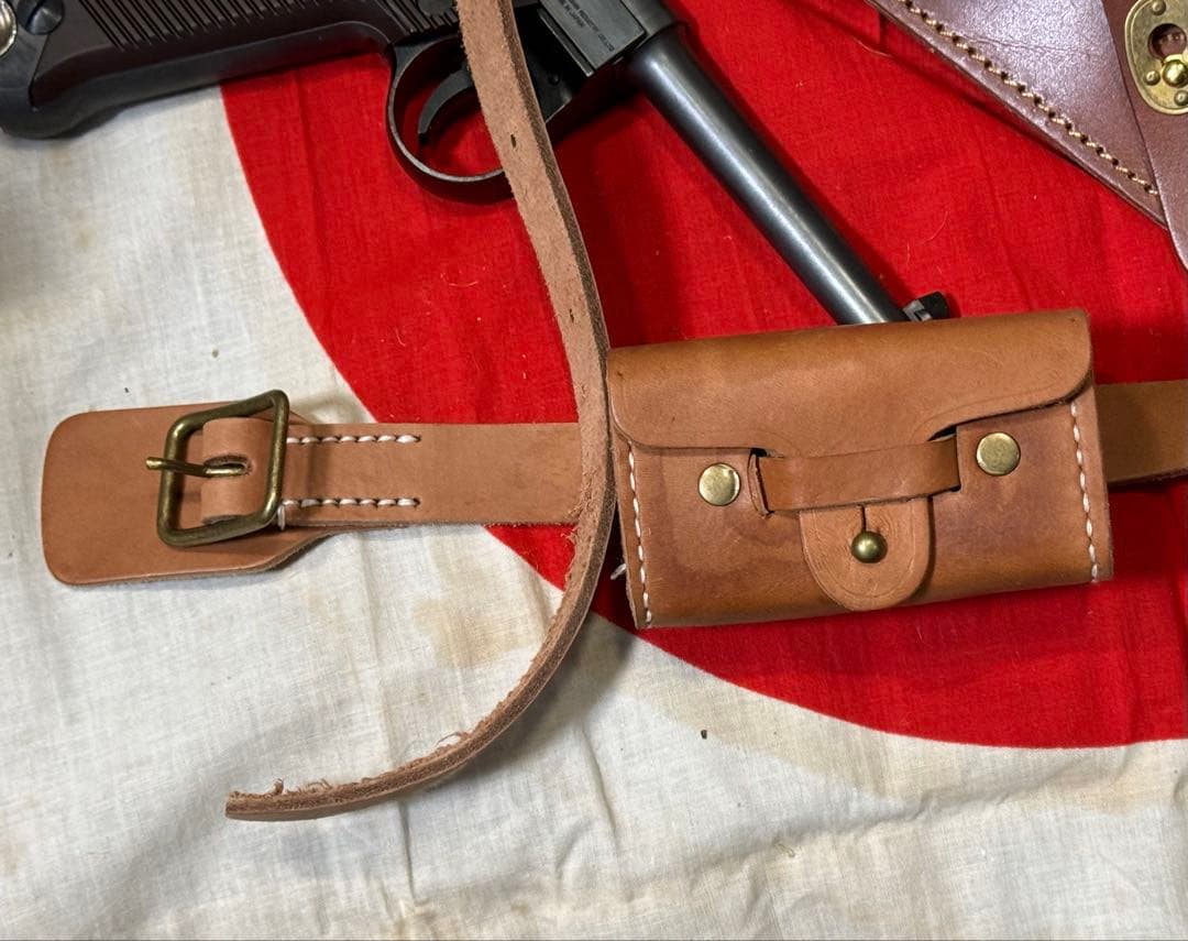 C）日本軍 南部14年式拳銃嚢と拳銃弾薬盒＆ベルトのセット（複製品)