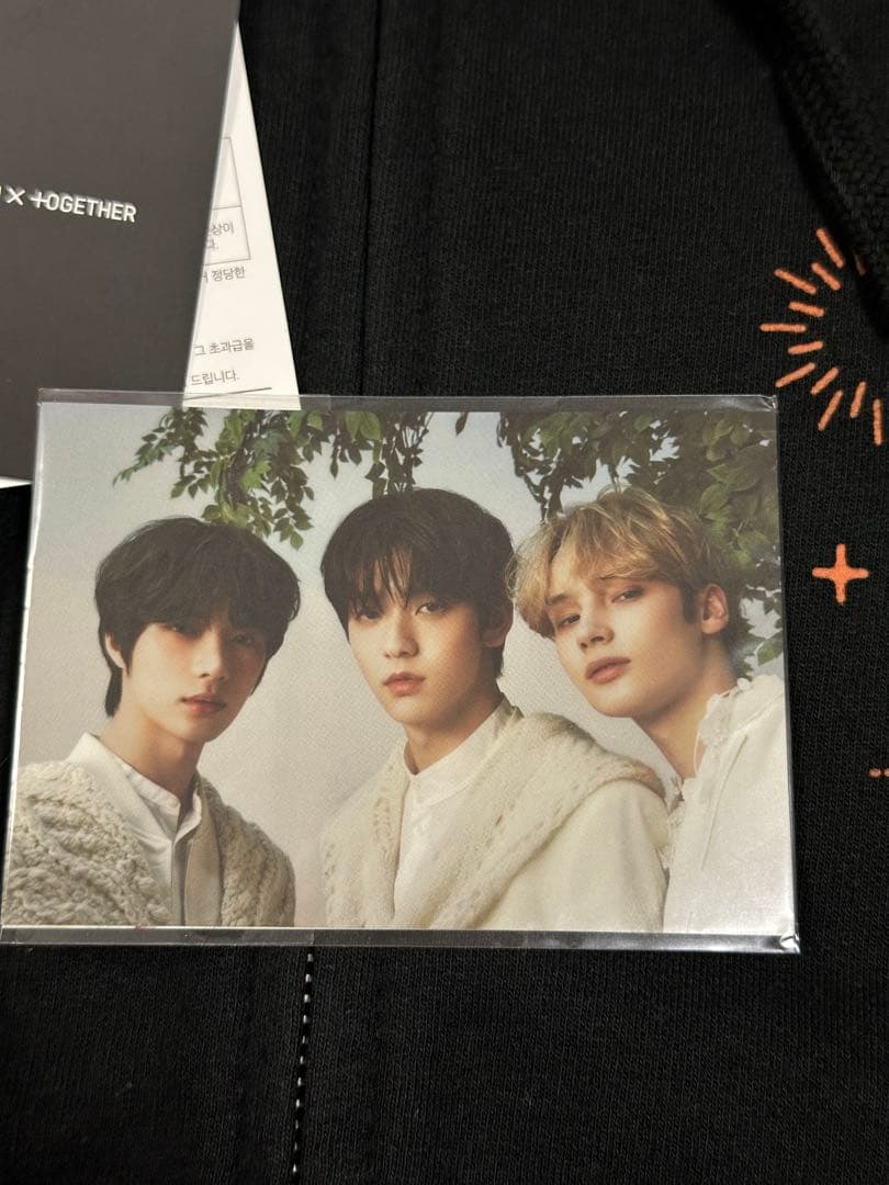 TXT ACT:PROMISE in US パーカーL
