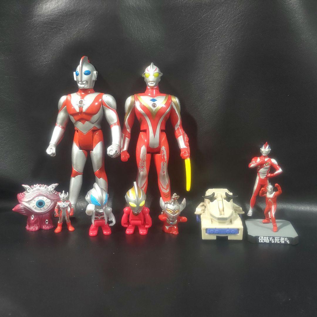 【大量・レア】ウルトラマン＆怪獣 ソフビ フィギュア 玩具 100体 まとめ売り