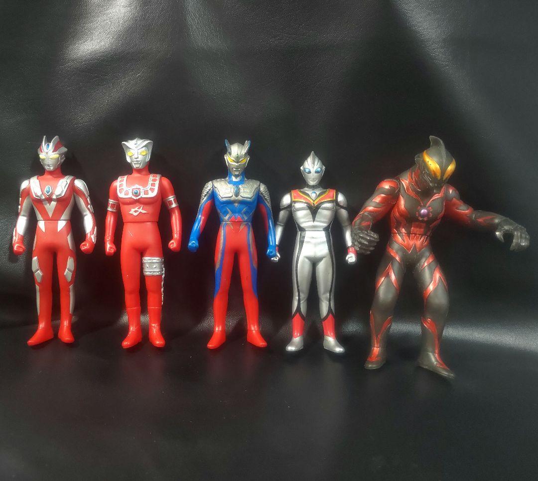 【大量・レア】ウルトラマン＆怪獣 ソフビ フィギュア 玩具 100体 まとめ売り