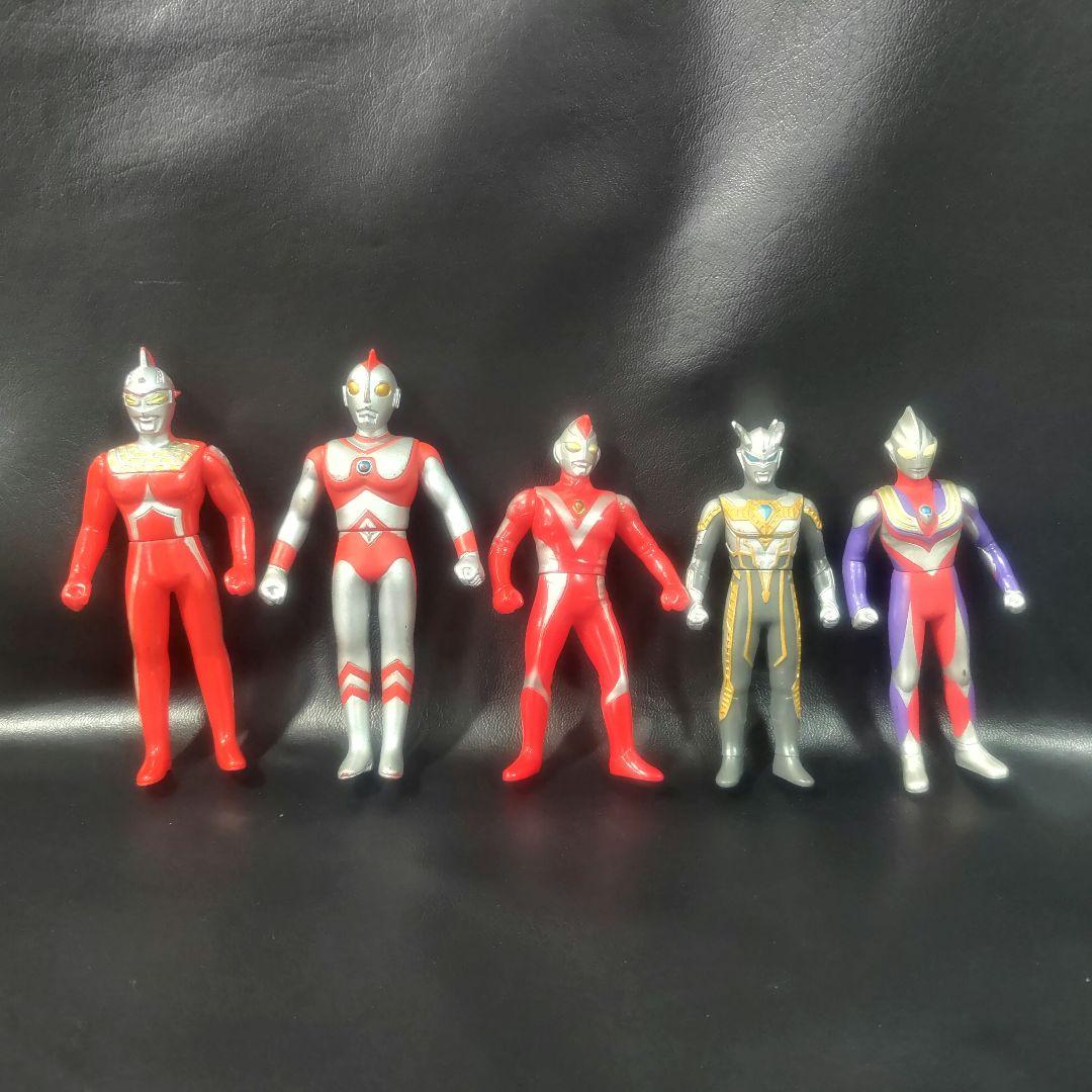 【大量・レア】ウルトラマン＆怪獣 ソフビ フィギュア 玩具 100体 まとめ売り