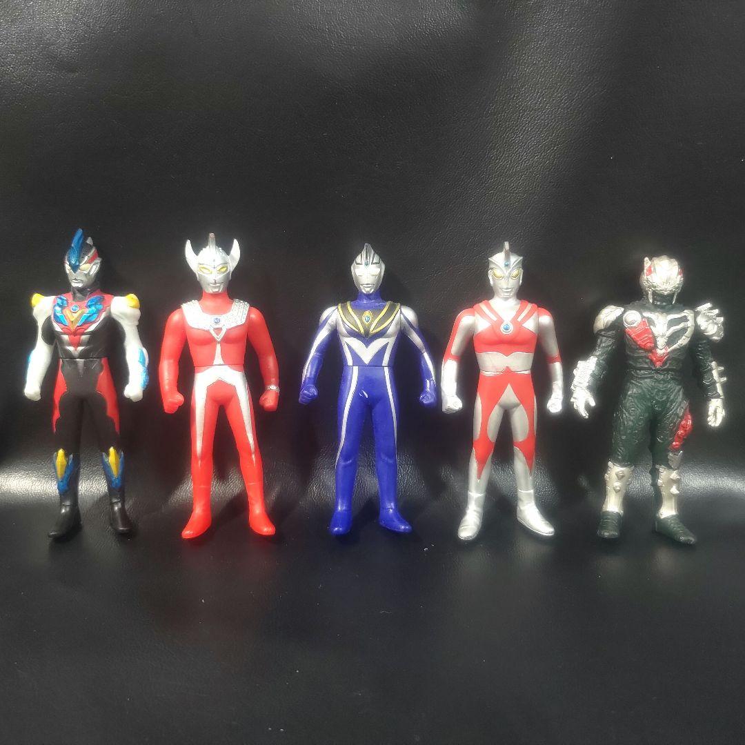 【大量・レア】ウルトラマン＆怪獣 ソフビ フィギュア 玩具 100体 まとめ売り