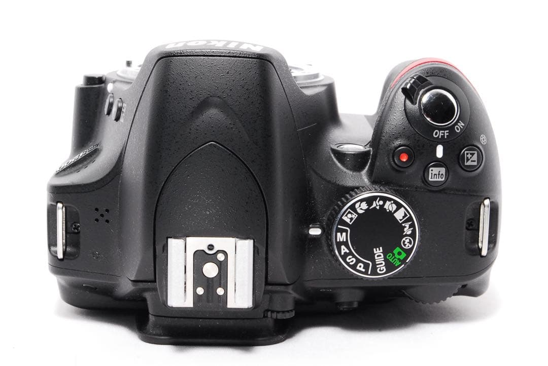 ショット数少なめ◆Nikon D3200◆一眼レフカメラ◆スマホ転送◆すぐ使える