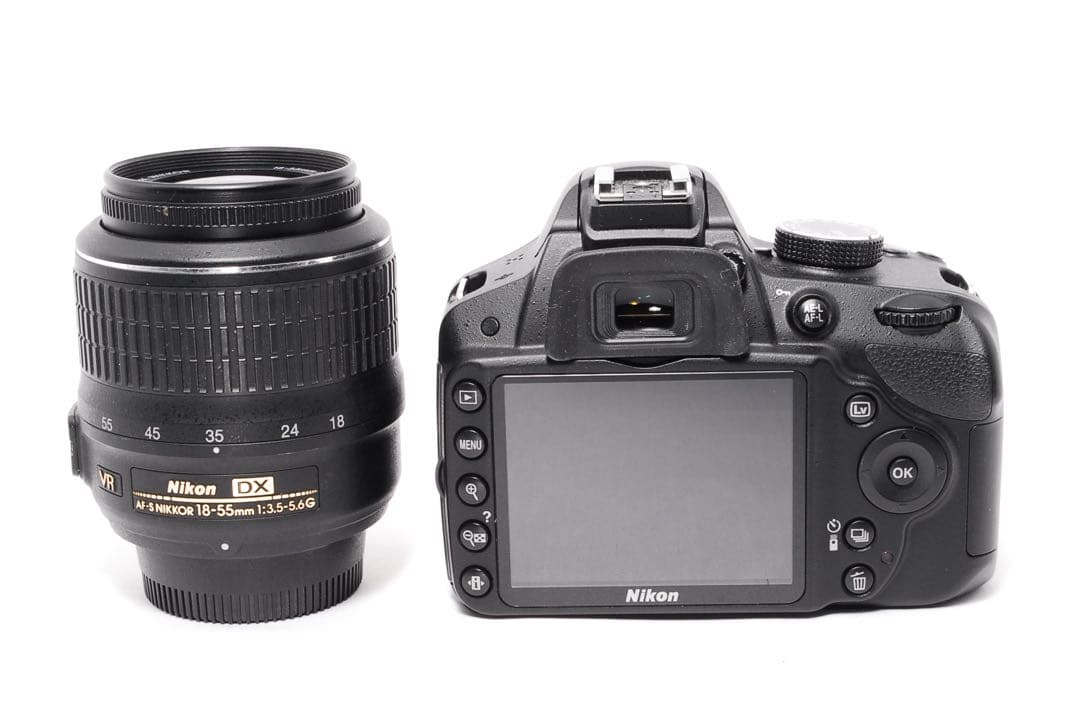 ショット数少なめ◆Nikon D3200◆一眼レフカメラ◆スマホ転送◆すぐ使える