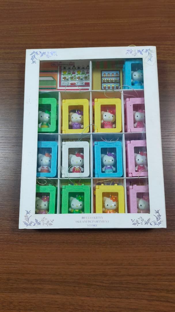 ハローキティ 台湾セブンイレブン 限定グッズ ストラップ 13個
