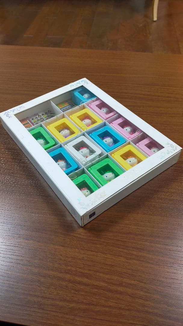 ハローキティ 台湾セブンイレブン 限定グッズ ストラップ 13個