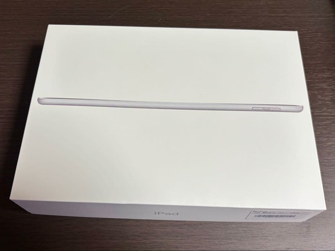 Apple iPad (第6世代) 128GB　シルバー