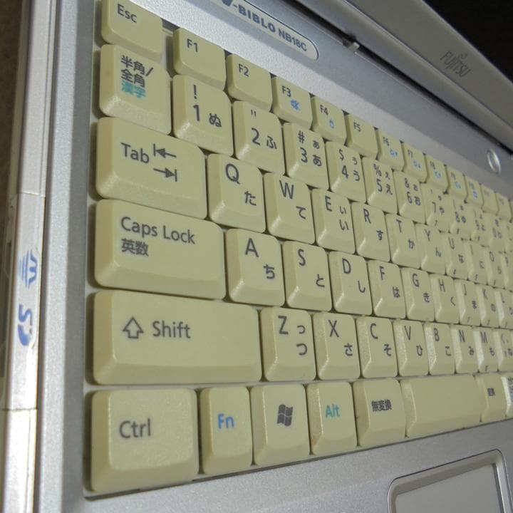 旧型PC　富士通　BIBLO NB18C／WinXP&98 デュアル／FDD内蔵