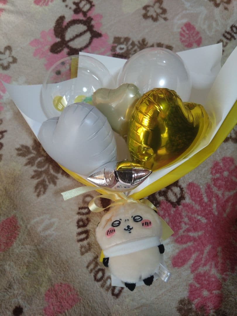 バルーンとちいかわぬいぐるみのブーケセット